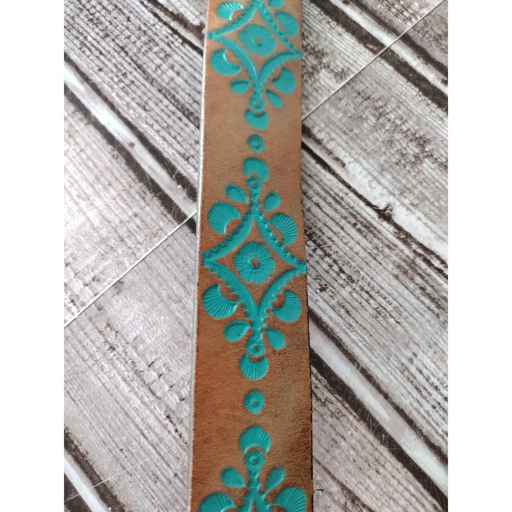Justin Brown w/Teal Accent Tooled Leather Belt Silver-Tone Heart Buckle Women 26
